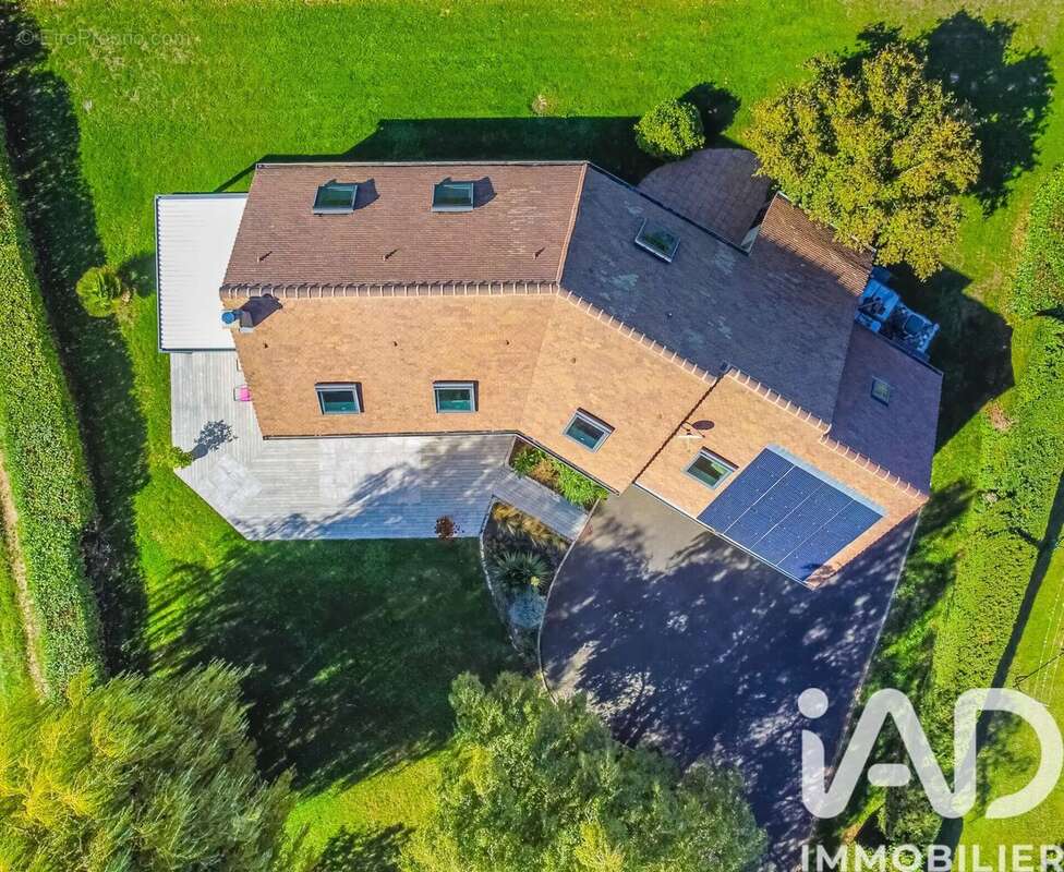 Photo 8 - Maison à ROUILLON