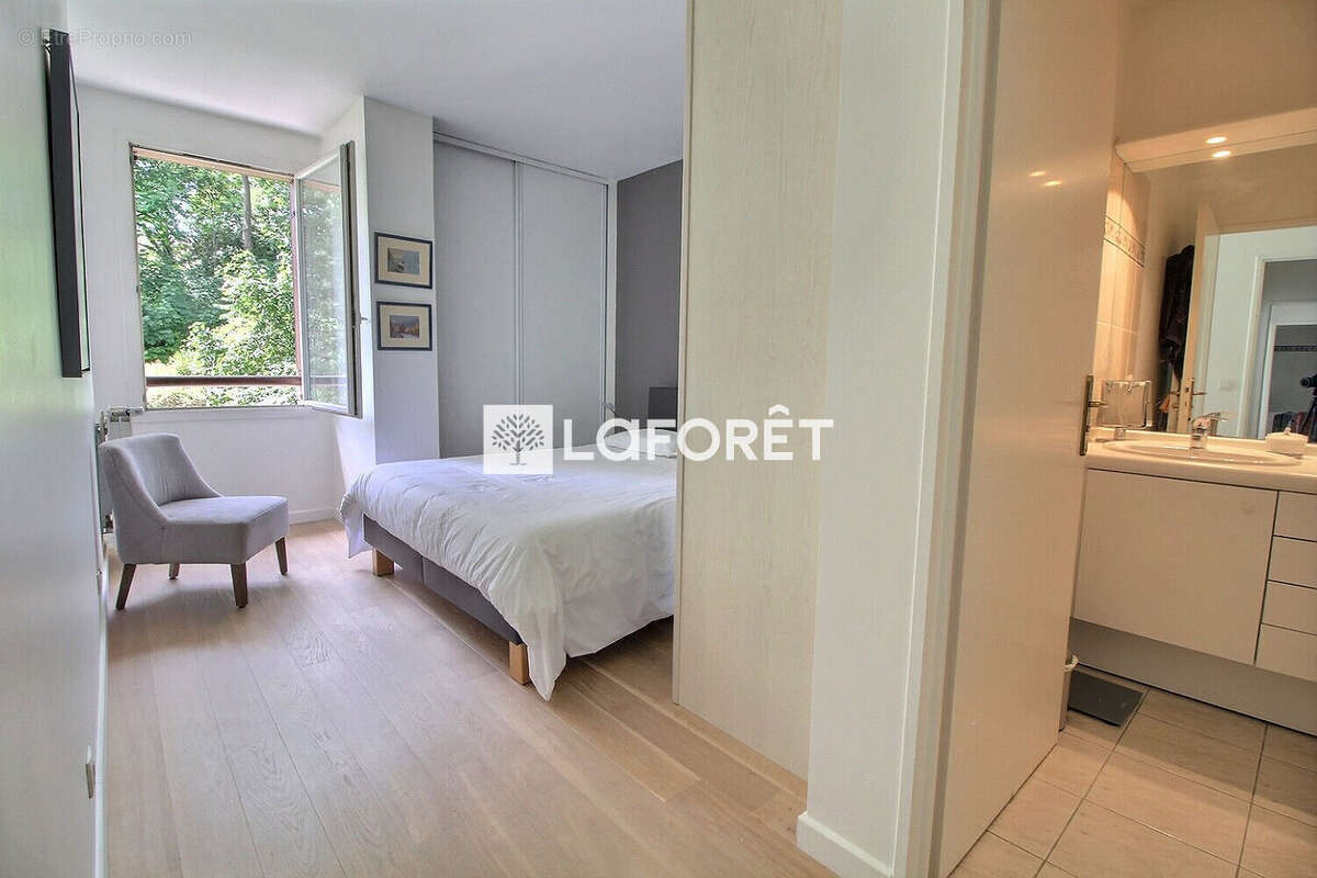 Appartement Rueil Malmaison 6 pièces 132m² avec jardin / terrasse - photo 13