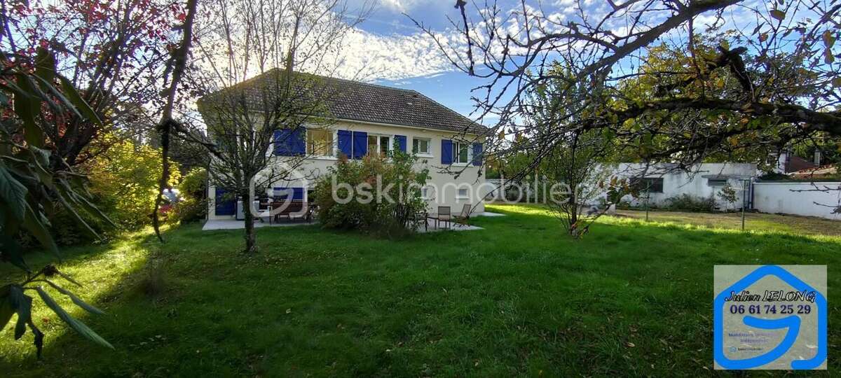 Maison à VARENNES-VAUZELLES