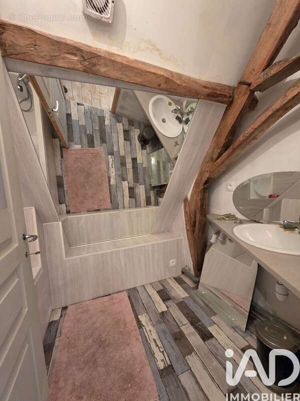 Maison 110 m² à Puybrun  - photo 9