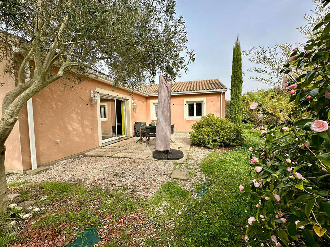 Maison à BUXEROLLES