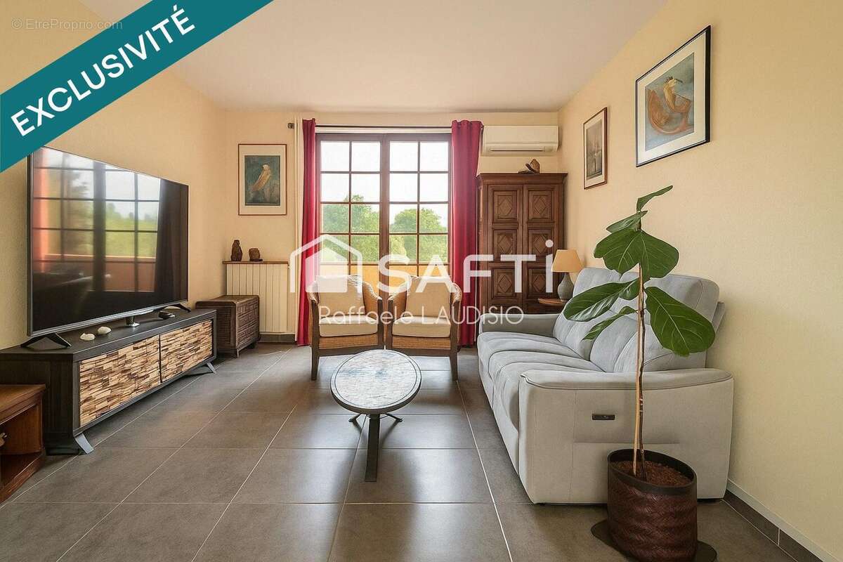 Photo 3 - Appartement à SAINT-RAPHAEL