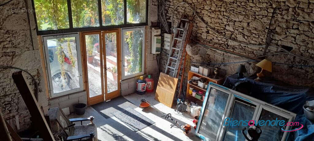 Maison 200 m² à Dieulivol  - photo 3