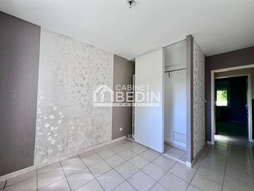 Maison à BEYCHAC-ET-CAILLAU