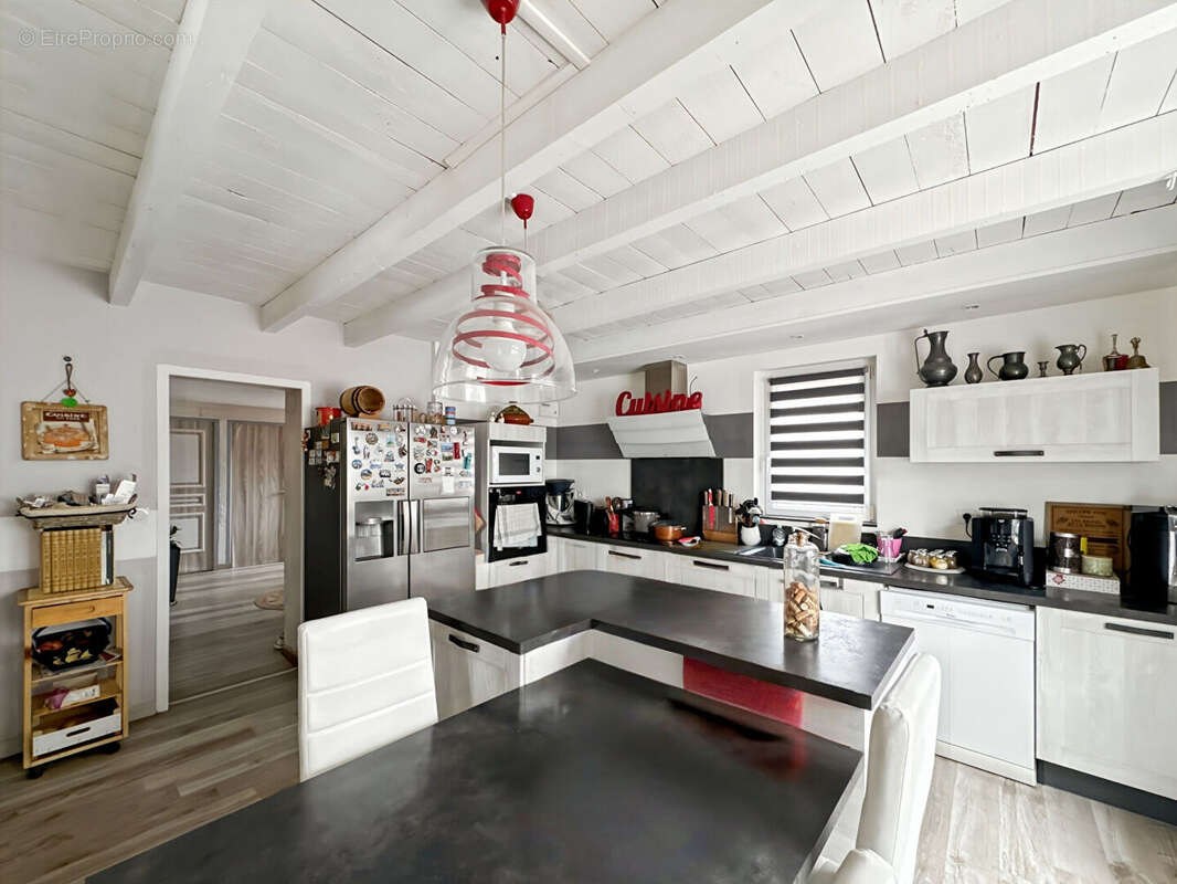 Maison à SAINT-NAUPHARY