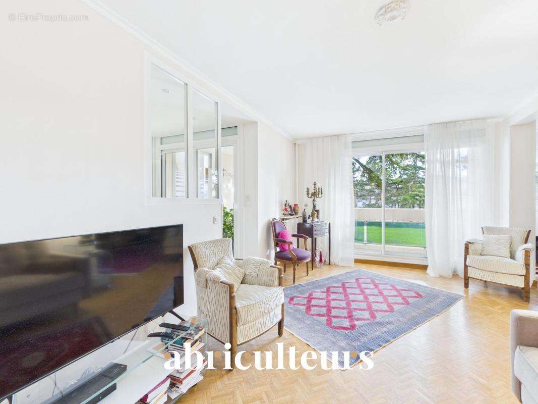 Appartement à EPINAY-SUR-SEINE