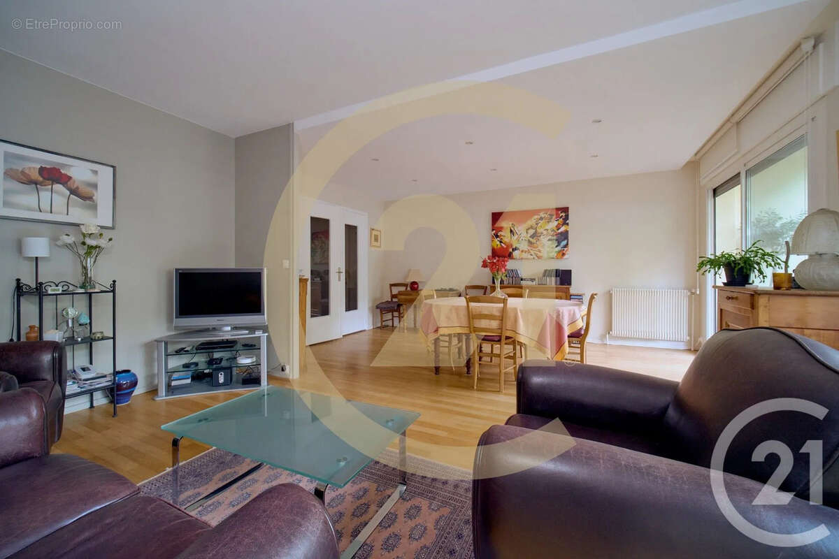 Appartement à LYON-8E