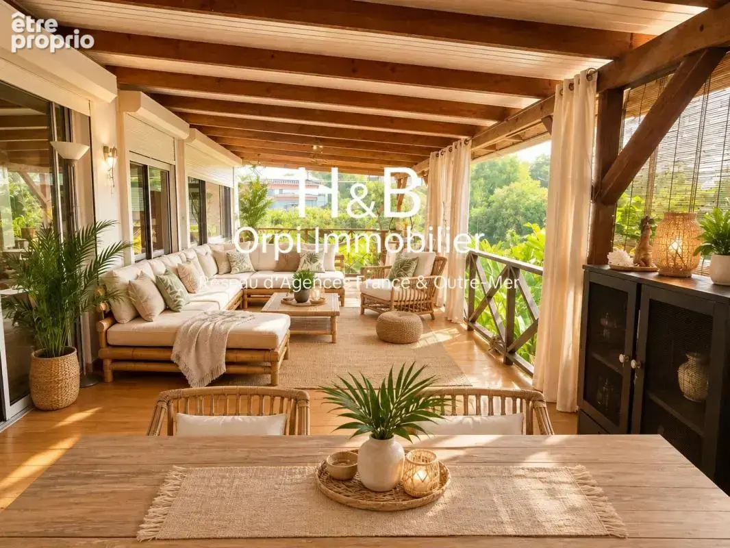 Photo Appartement à Fort-De-France au prix de 229 000€