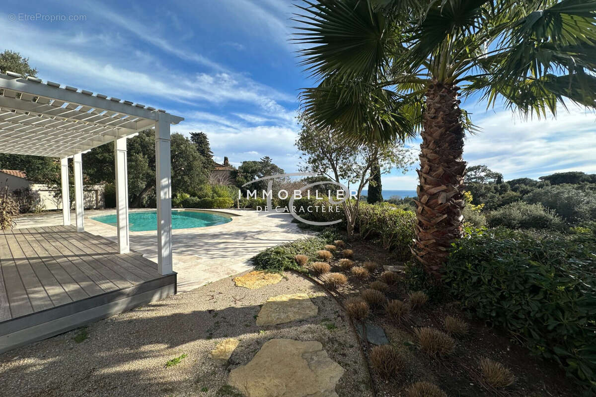 Maison à LA CROIX-VALMER