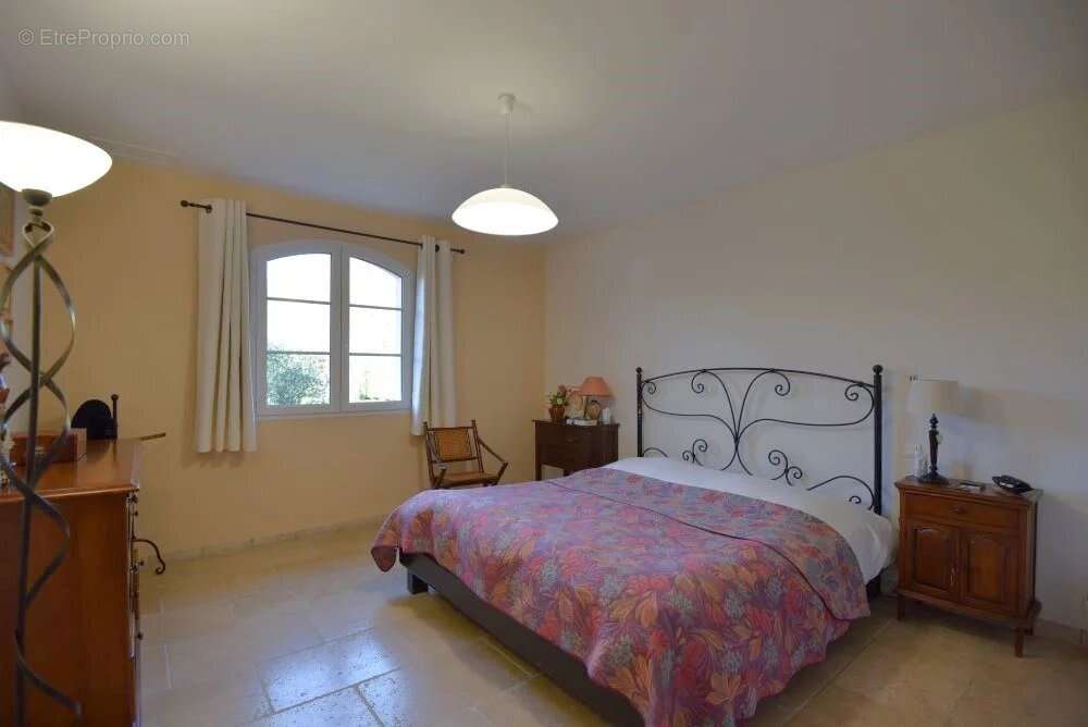 Maison à CALLIAN