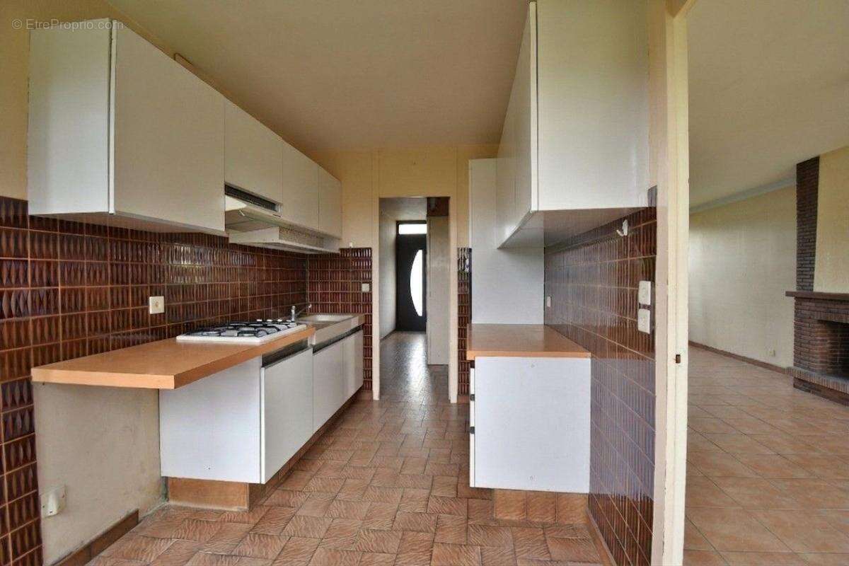 Maison 94 m² à Cholet  - photo 4