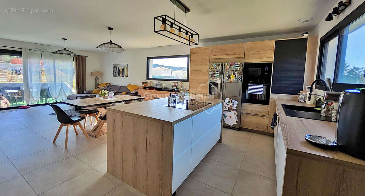 Maison Les Pennes Mirabeau 4 pièce(s) 106 m2 avec piscine et garage - photo 4