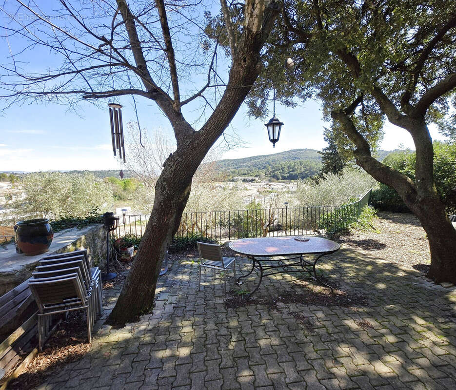 A vendre mas en pierre de 135 m2 habitable - photo 4