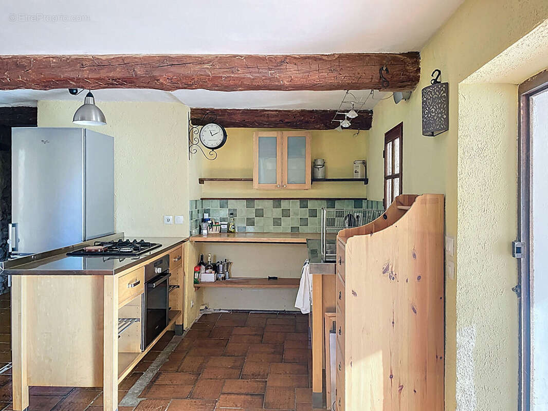 Maison à LA PALUD-SUR-VERDON