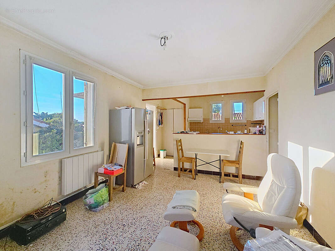 Maison à LES ANGLES