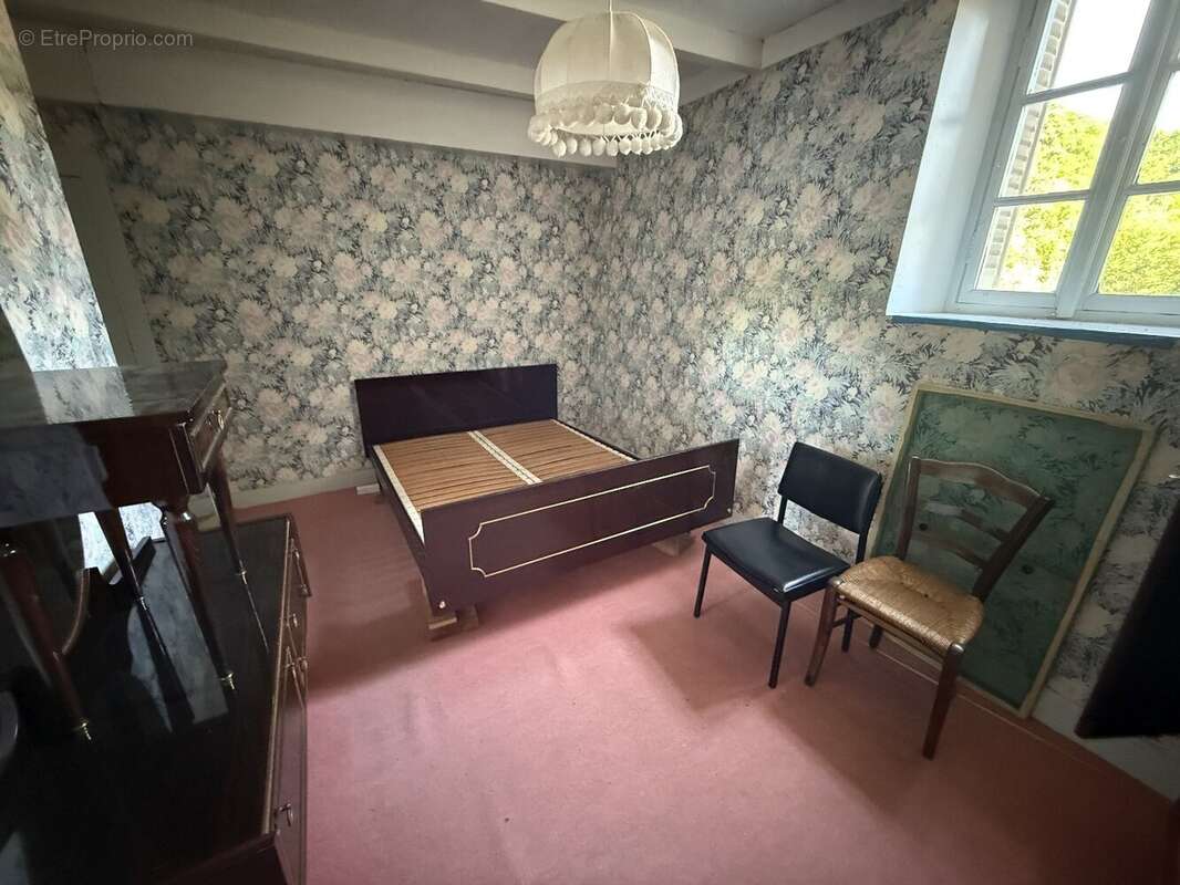 Maison à BOYEUX-SAINT-JEROME