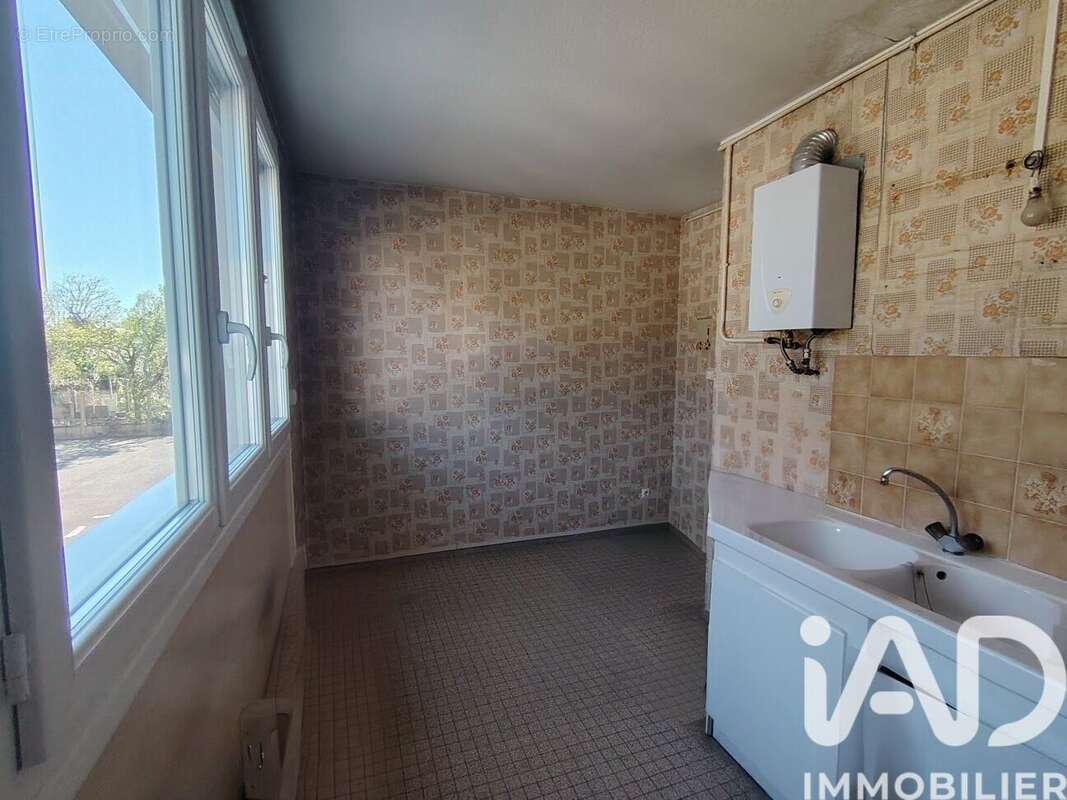 Photo 3 - Appartement à MAINVILLIERS