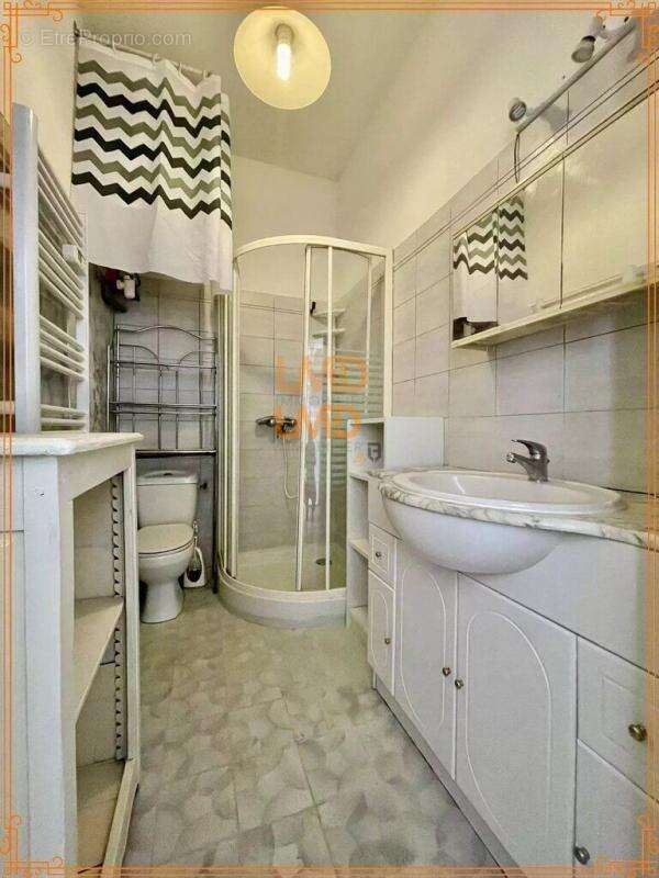 Maison à VILLENEUVE-LES-BEZIERS