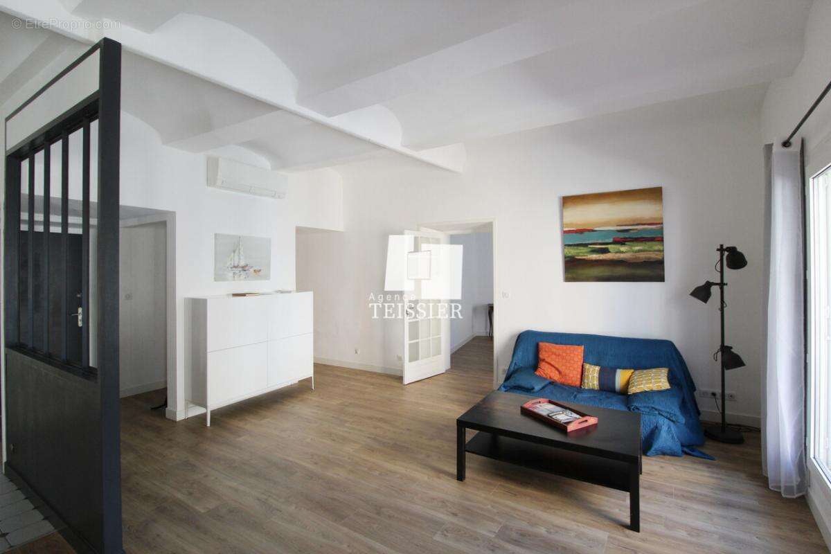 Appartement à LES VANS