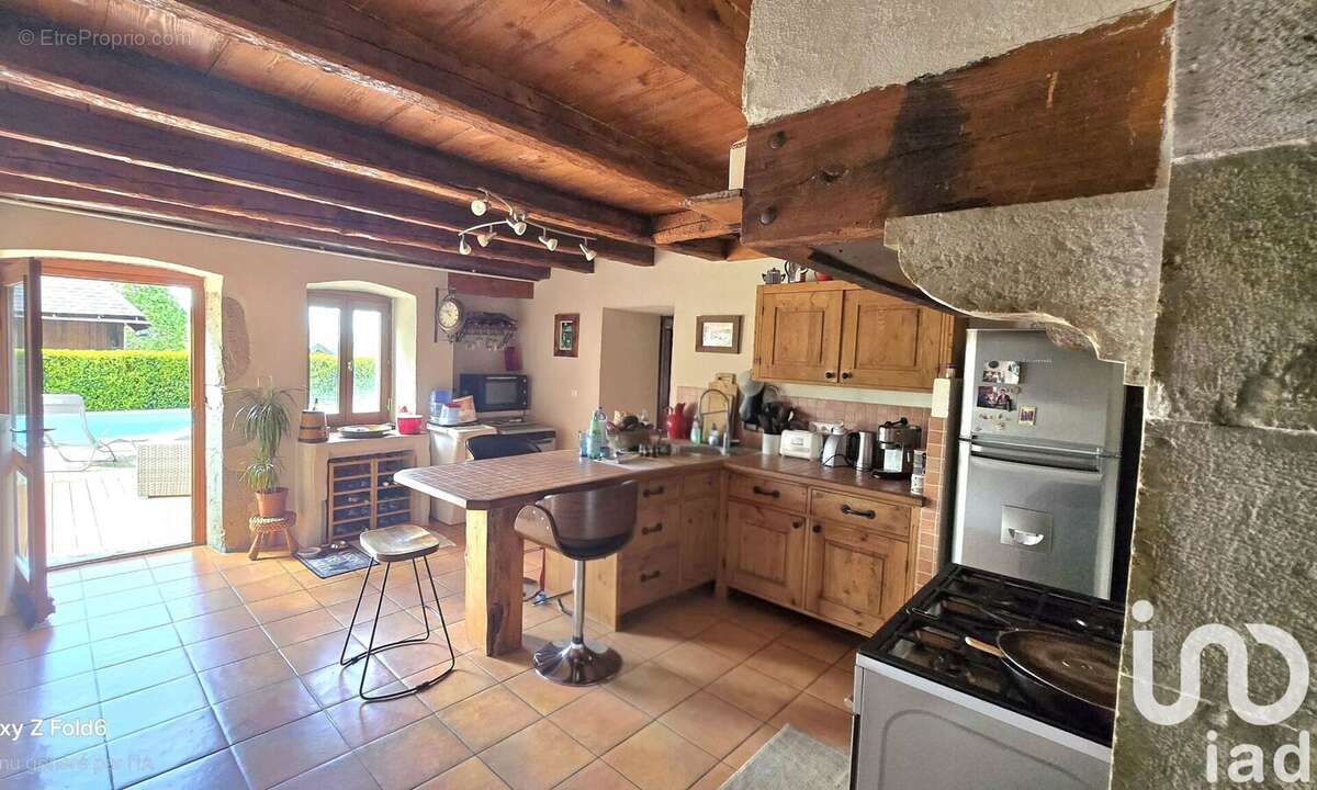 Maison 183 m² à Bellecombe-En-Bauges  - photo 5