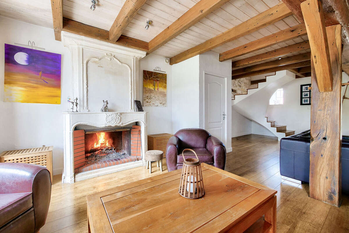 Maison à DOMPIERRE-SUR-MER