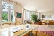 Maison à MARNES-LA-COQUETTE