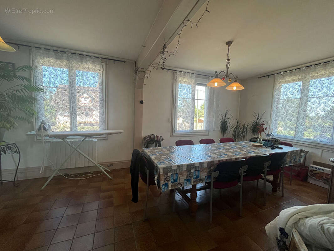 Maison Brinon Sur Sauldre 5 pièce(s) 112 m2 - photo 4