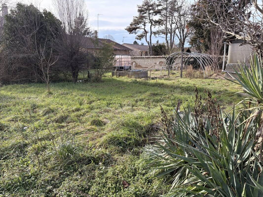 Terrain à ROMANS-SUR-ISERE