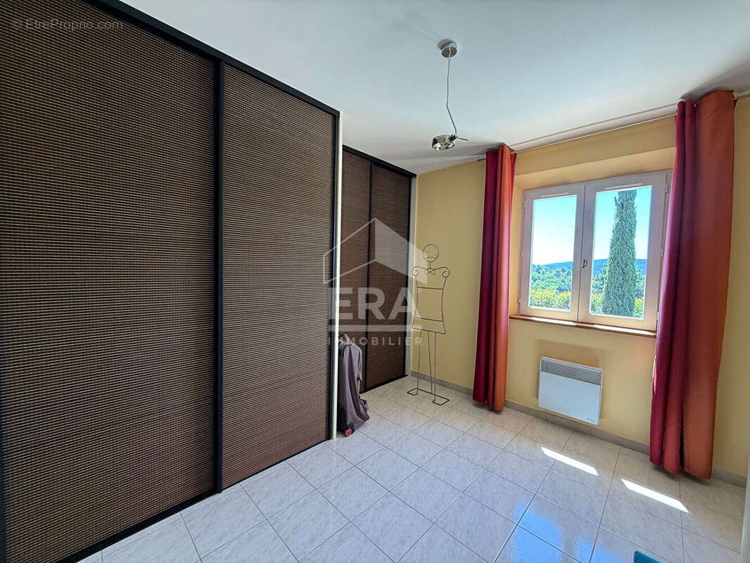 Maison 125m² à saint-maximin-la-sainte-baume - photo 12