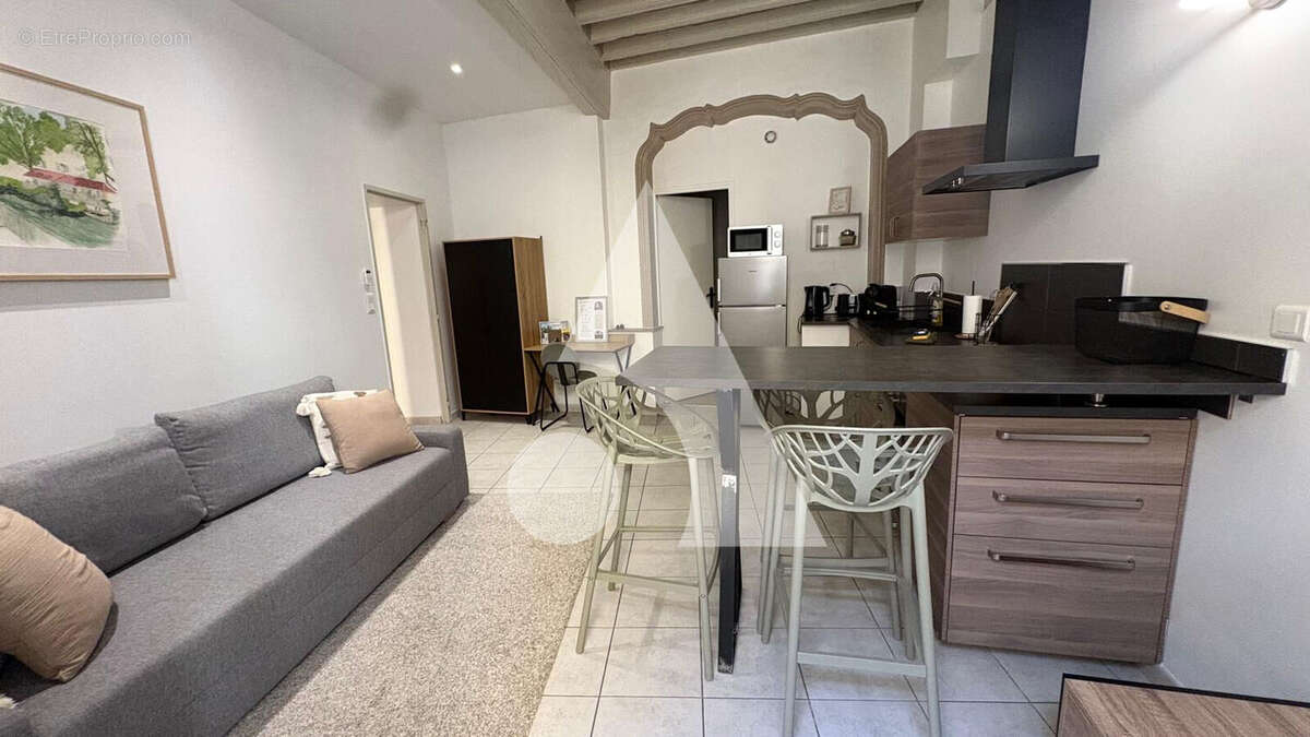 Appartement à L'ISLE-SUR-LA-SORGUE