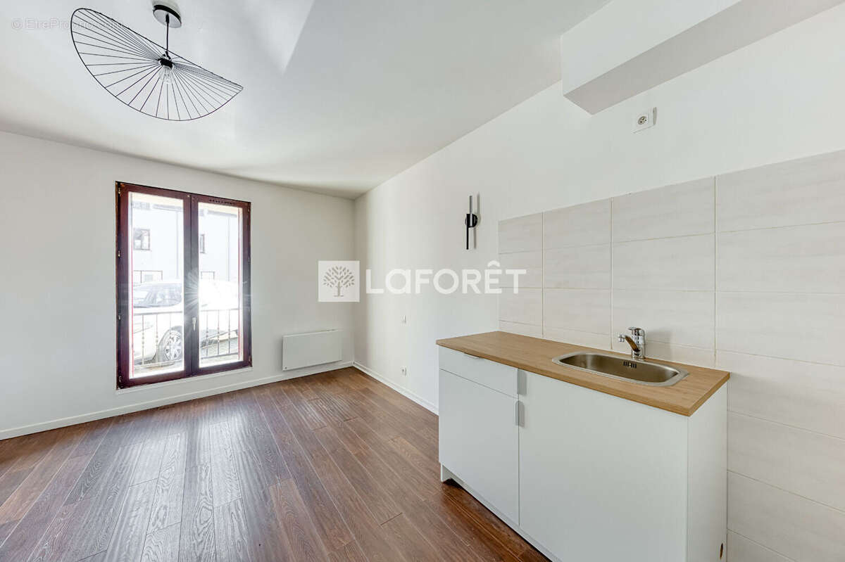 Appartement à OZOIR-LA-FERRIERE