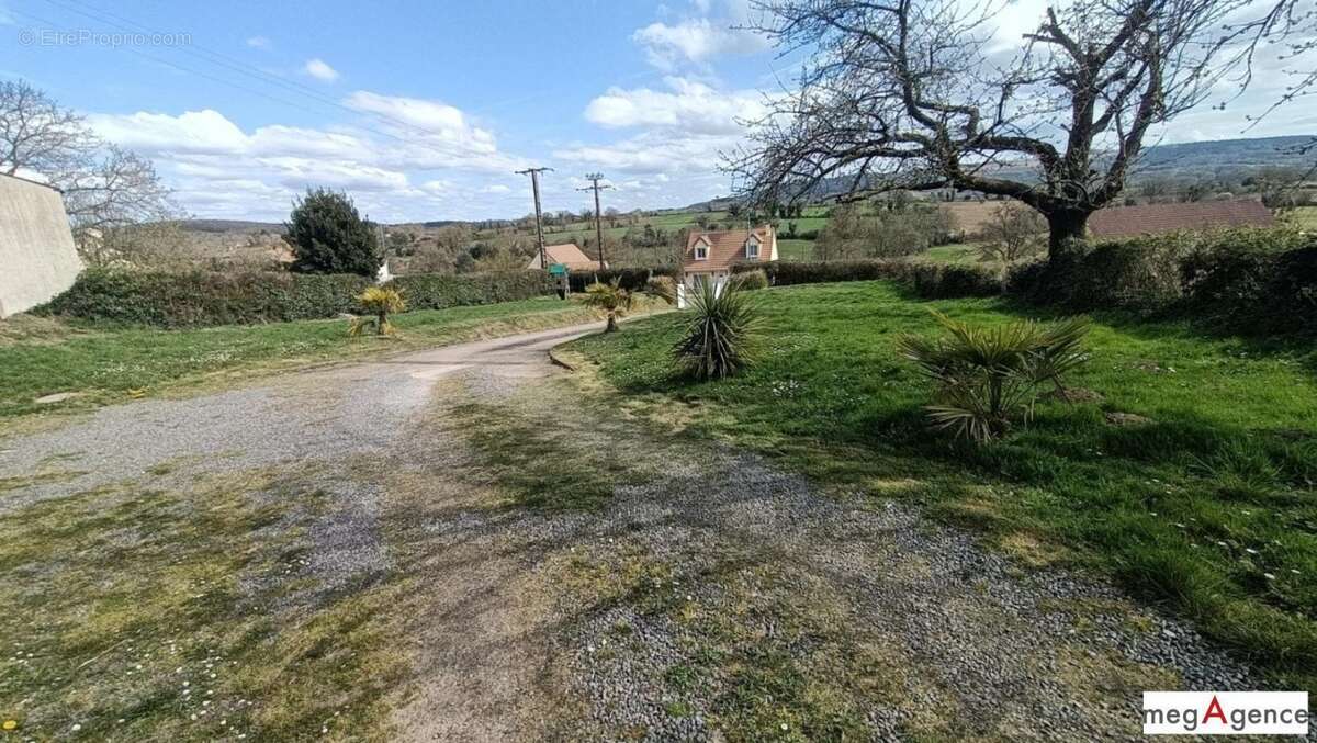Maison à PRE-EN-PAIL