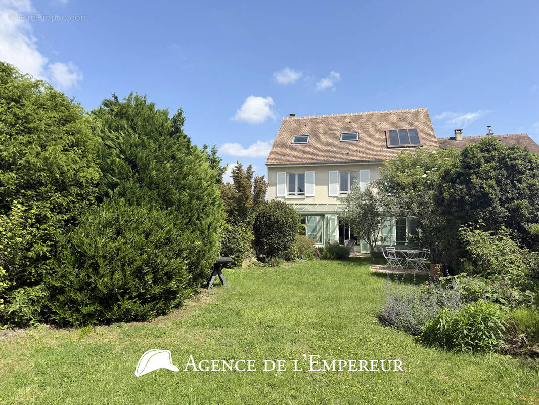 Maison à RUEIL-MALMAISON