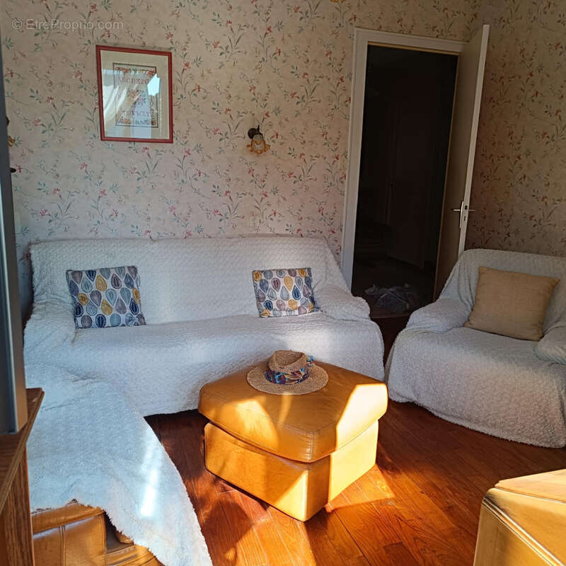 Maison à LA CROIX-HELLEAN