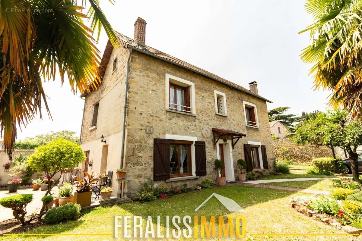Maison à CERGY