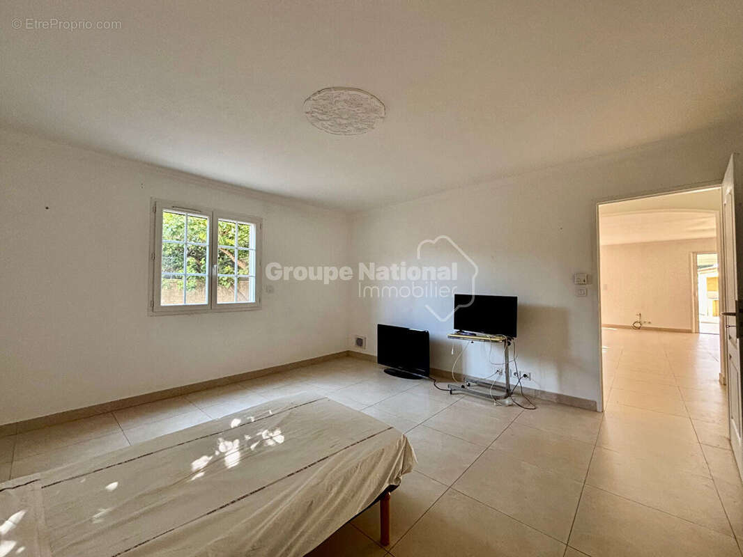 Maison à SAINT-LAURENT-D&#039;AIGOUZE