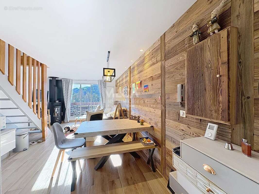 Appartement à SAINT-ETIENNE-DE-TINEE