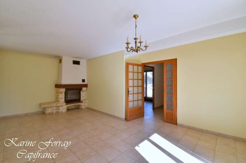 Maison à NISSAN-LEZ-ENSERUNE