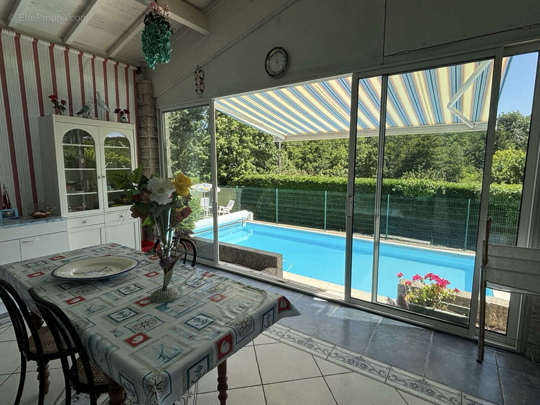 Maison à SAINT-BRIS-DES-BOIS