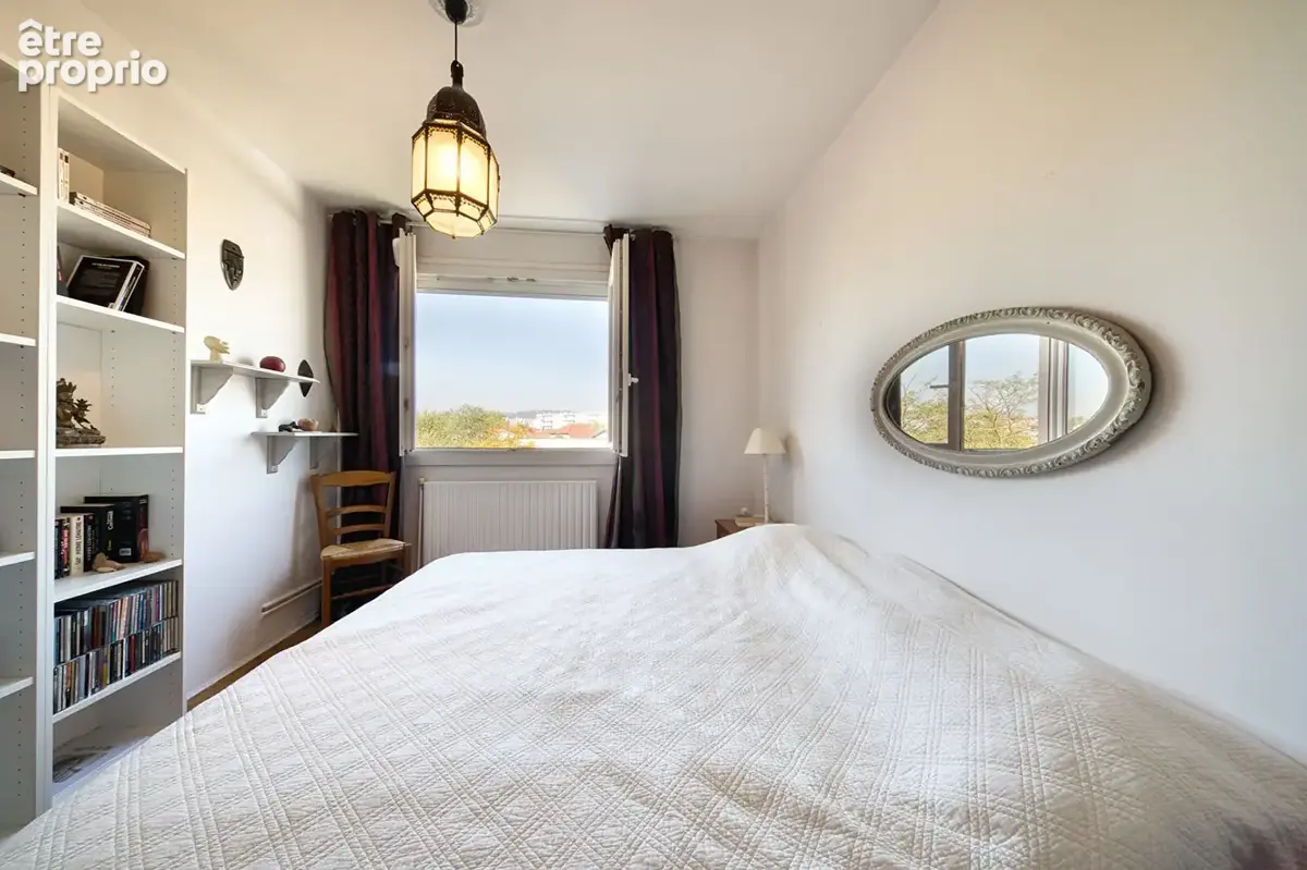 T4 avec grand balcon - Étage élevé - Vue dégagée - Garage et Cave - photo 11