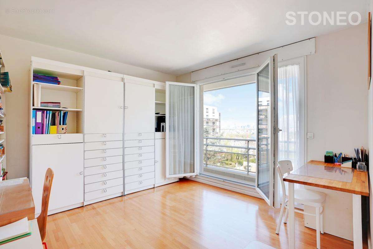 Appartement à ISSY-LES-MOULINEAUX