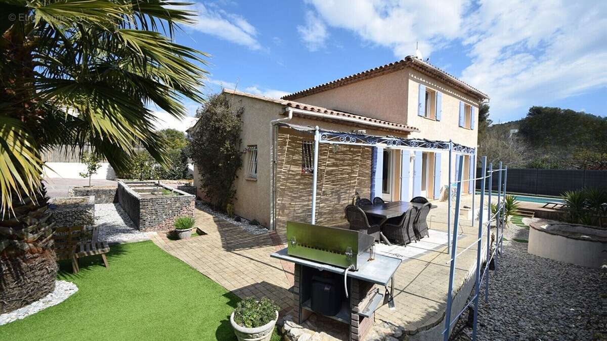 Maison à SAINT-RAPHAEL