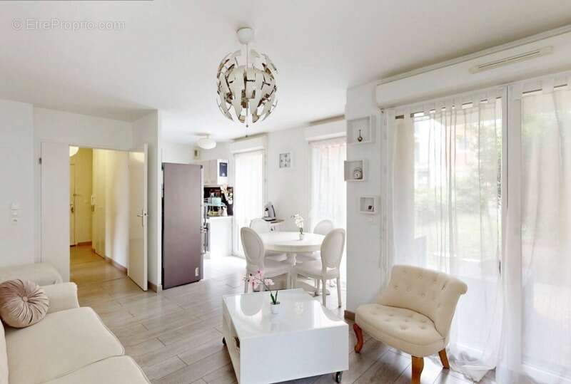 Appartement à BUCHELAY