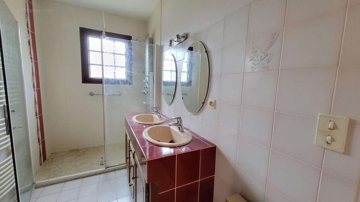 Maison à MOULEYDIER