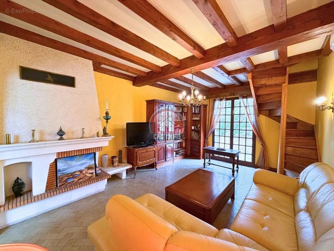Plain pied de 116 M² 4 chambres, et garage. - photo 3