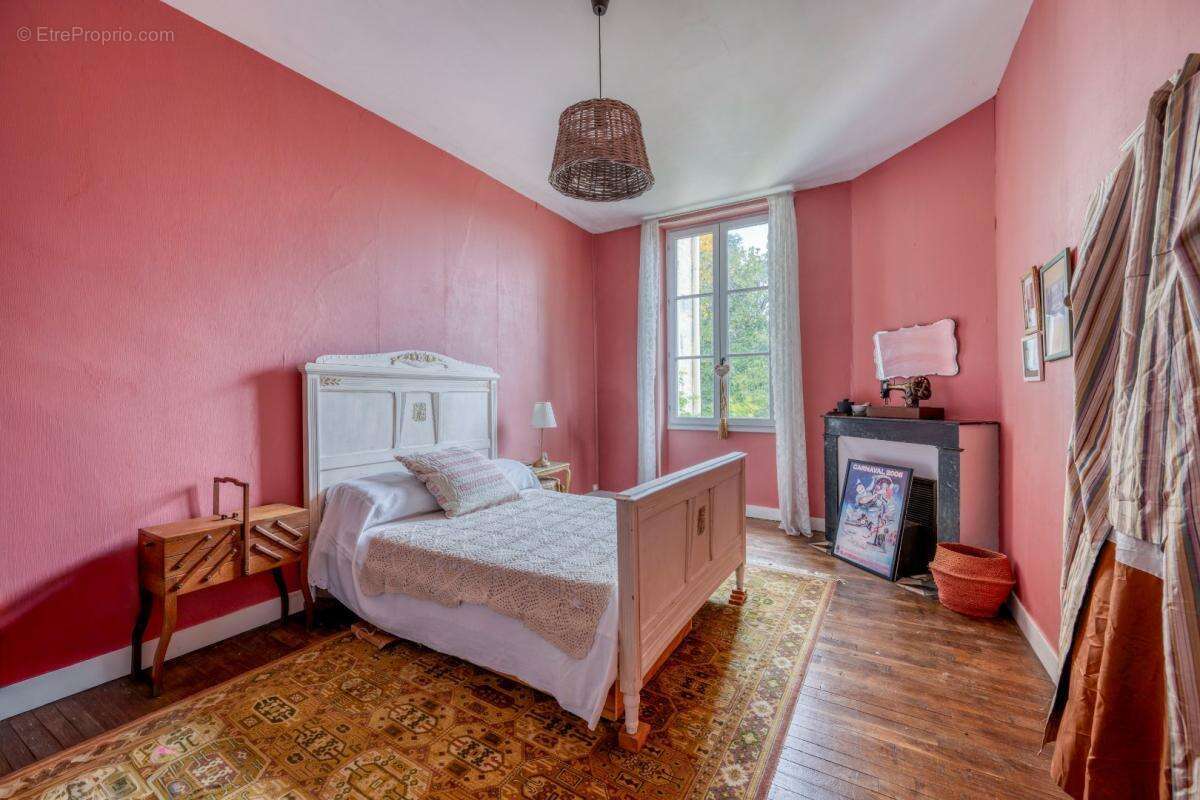 Maison à RUFFEC