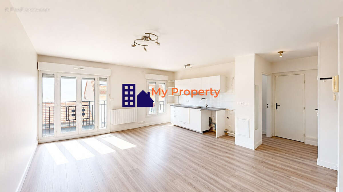 Appartement à LA GARENNE-COLOMBES