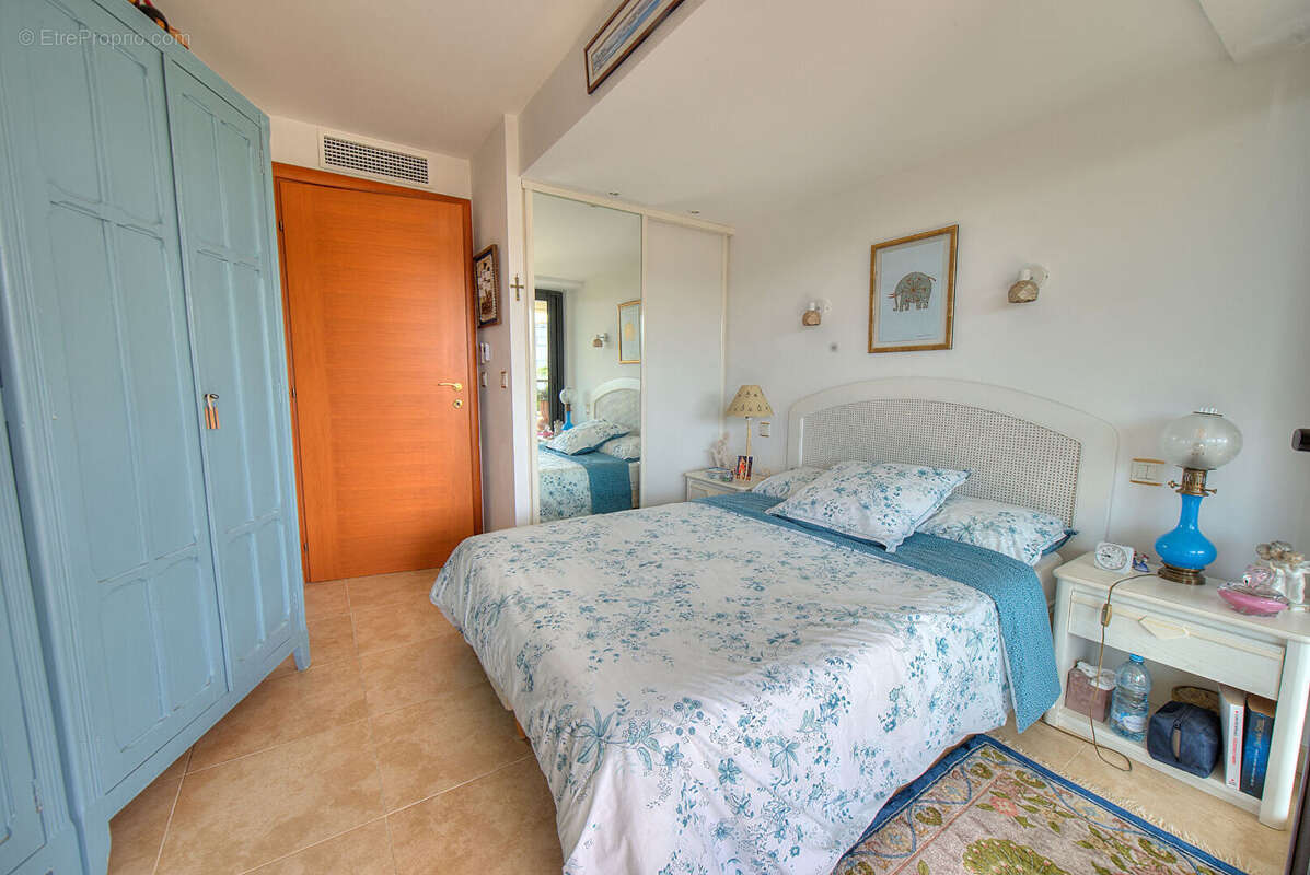 Appartement 3 pieces 84 m2 piscine commerces saint-raphael - photo 10