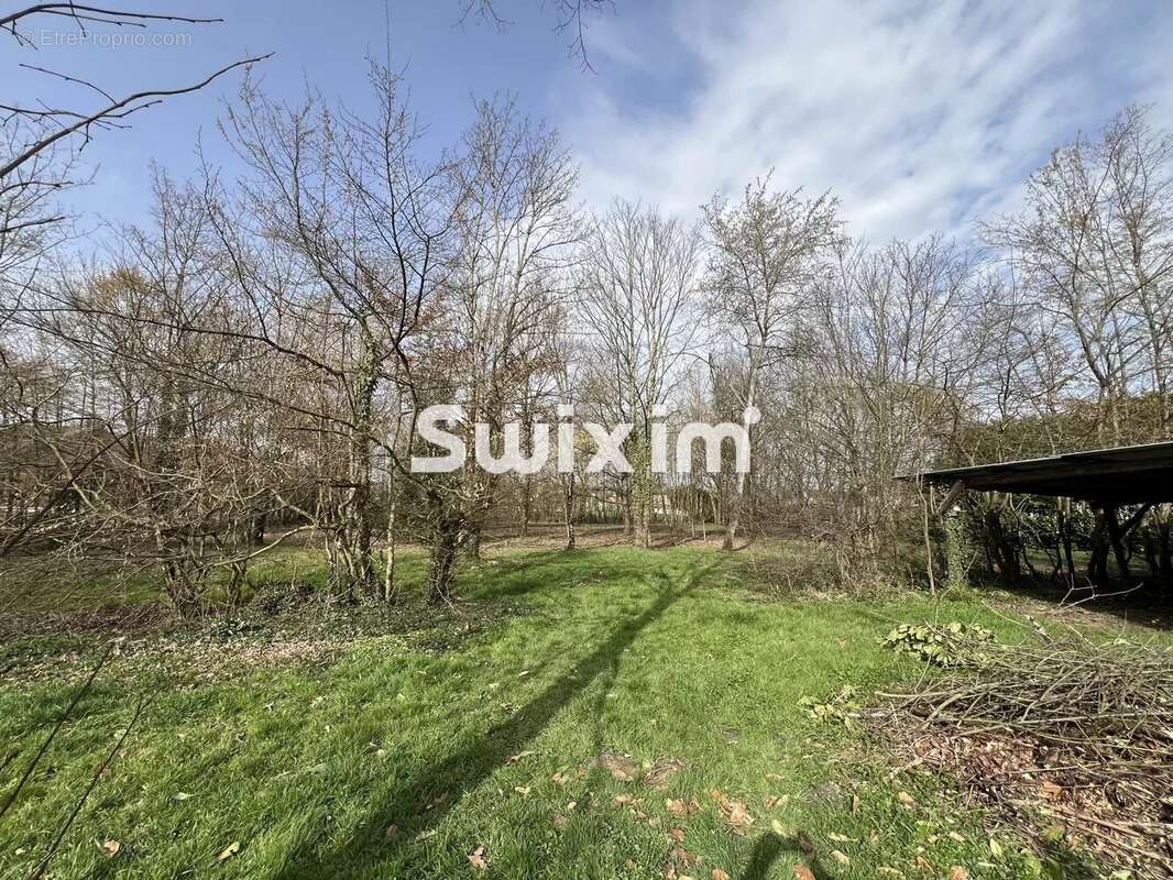 Maison à LONS-LE-SAUNIER