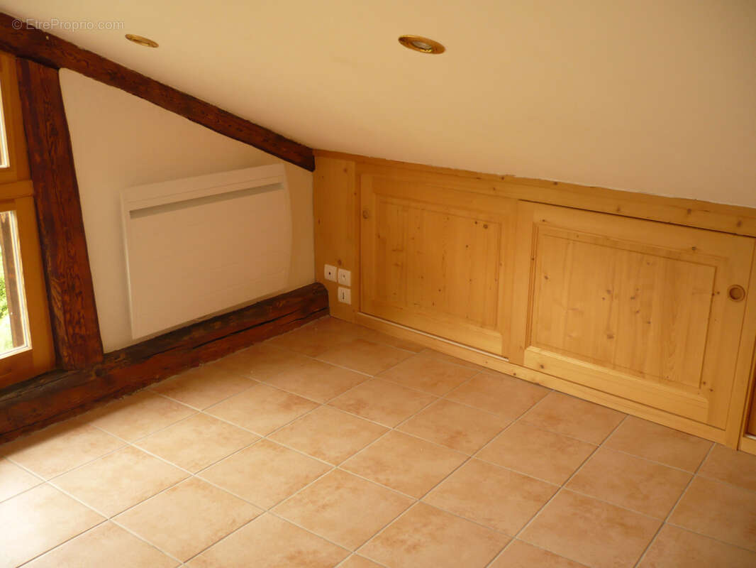 Maison à MONTAGNY